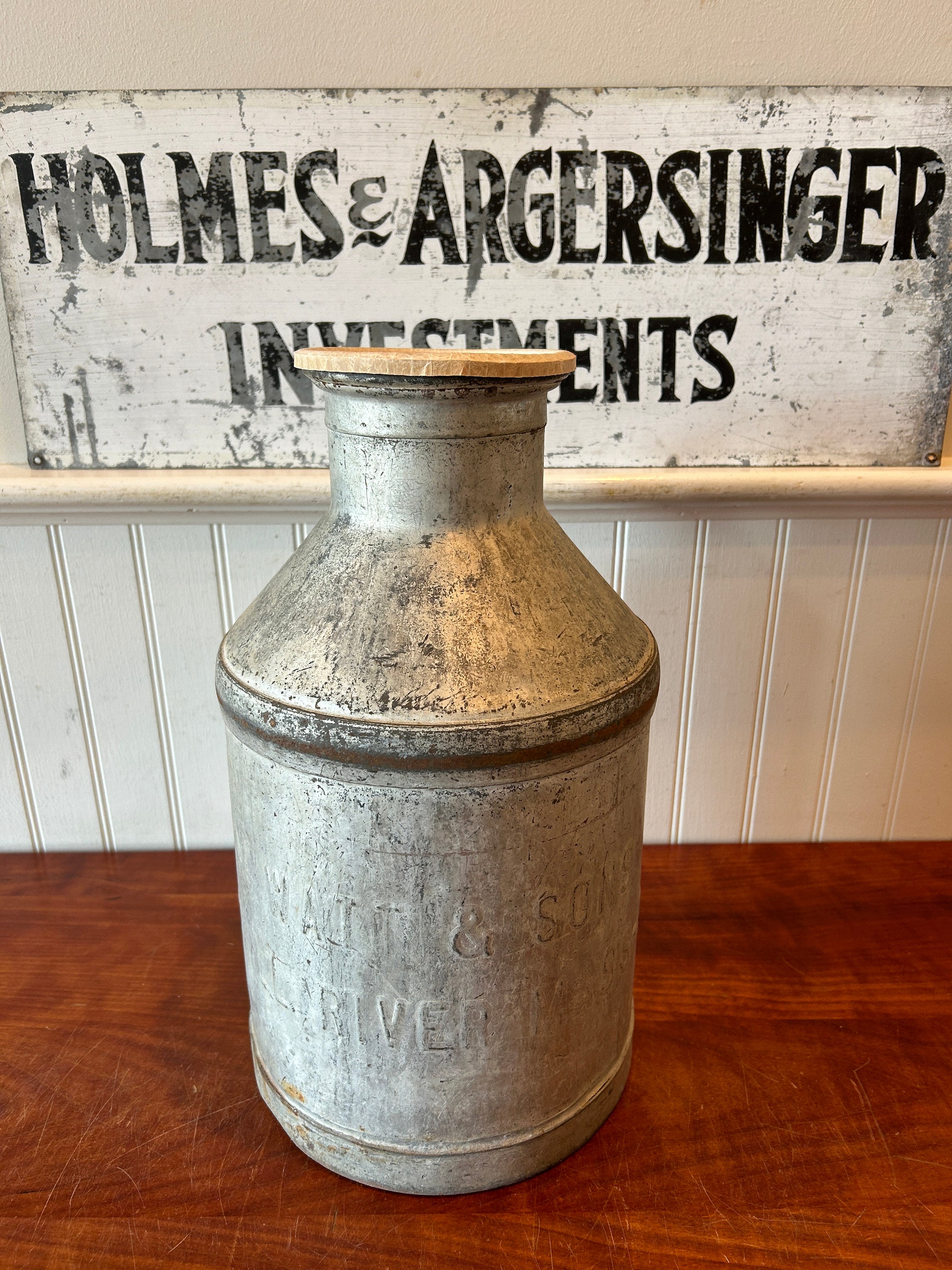 Vintage 8 Quart Milk Can: DM Watts Dairy, Still River MA, 1950s