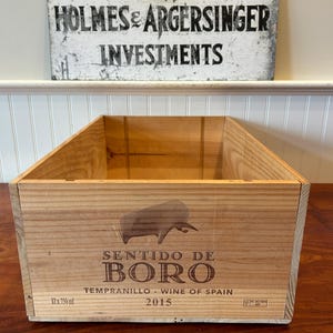 Rustic Spanish Wine Crate: Farmhouse Decor & Storage