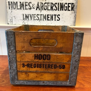 USA ヴィンテージ　ミルククレート Vintage Hood Milk Crate 1959 - Etsy