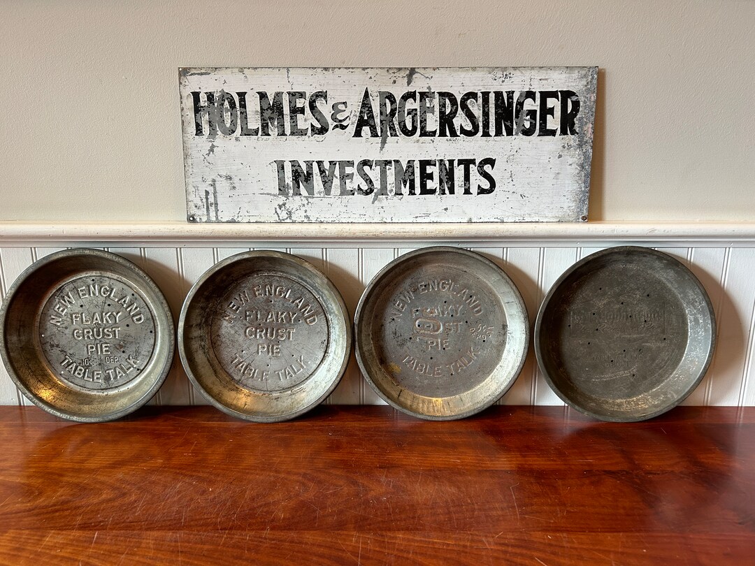 Four Vintage Metal Pie Tins Set of Four Vintage Pie Tins Etsy