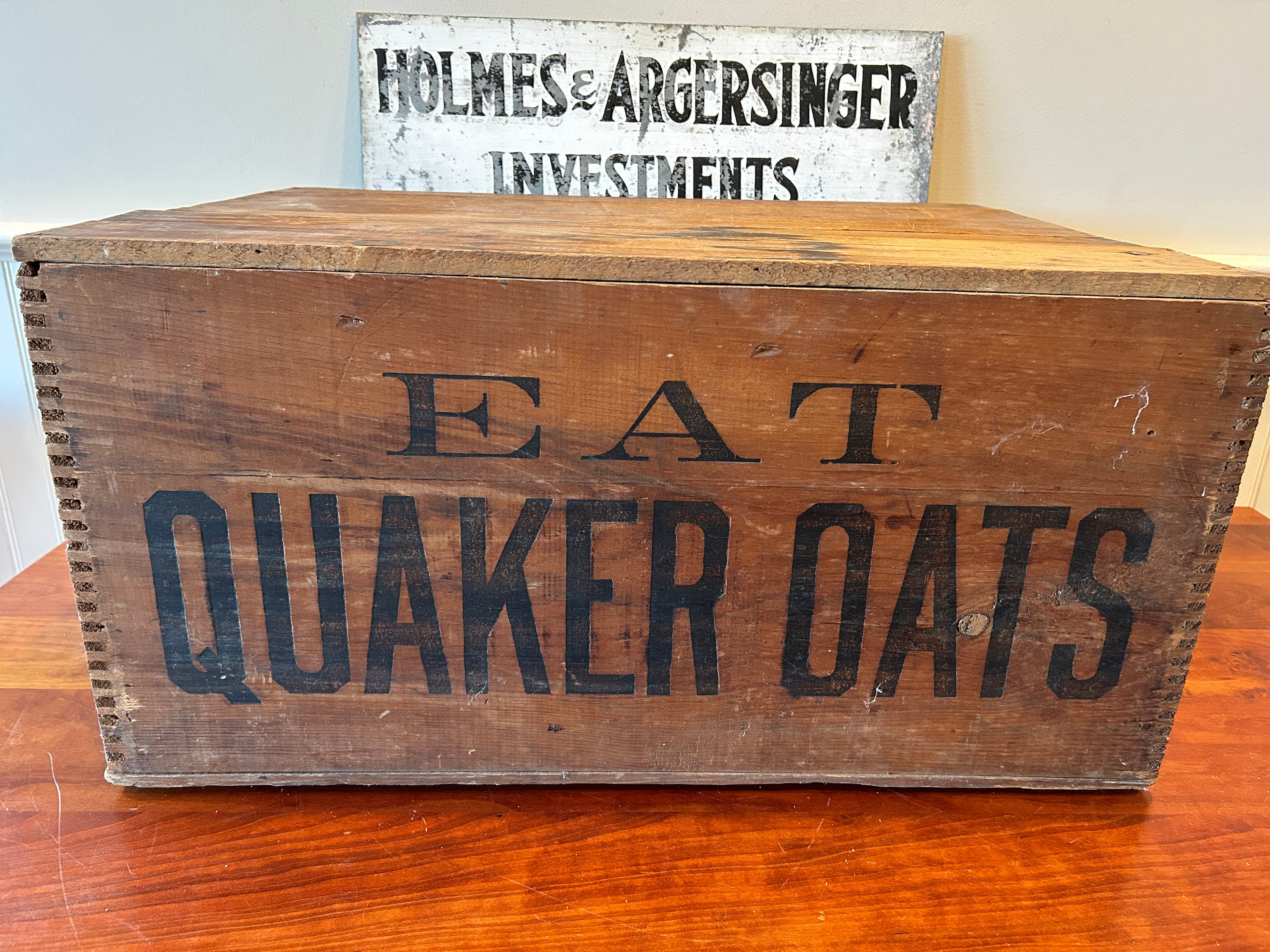 Vintage Quaker Oats Wooden Crate: Country Store Advertising