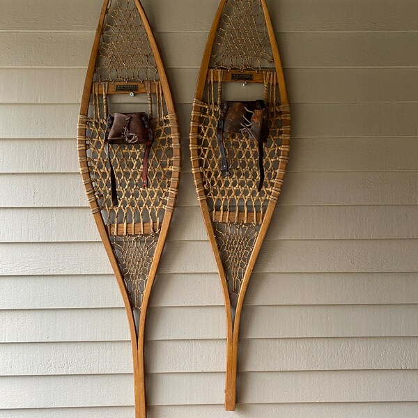 Vintage Snowshoes Vintage HH Hosmer Snowshoes Winter Sports Snowshoes Cabin Home Decor Homer Snowshoes Norway ME Wood Rawhide Snowshoe Maine