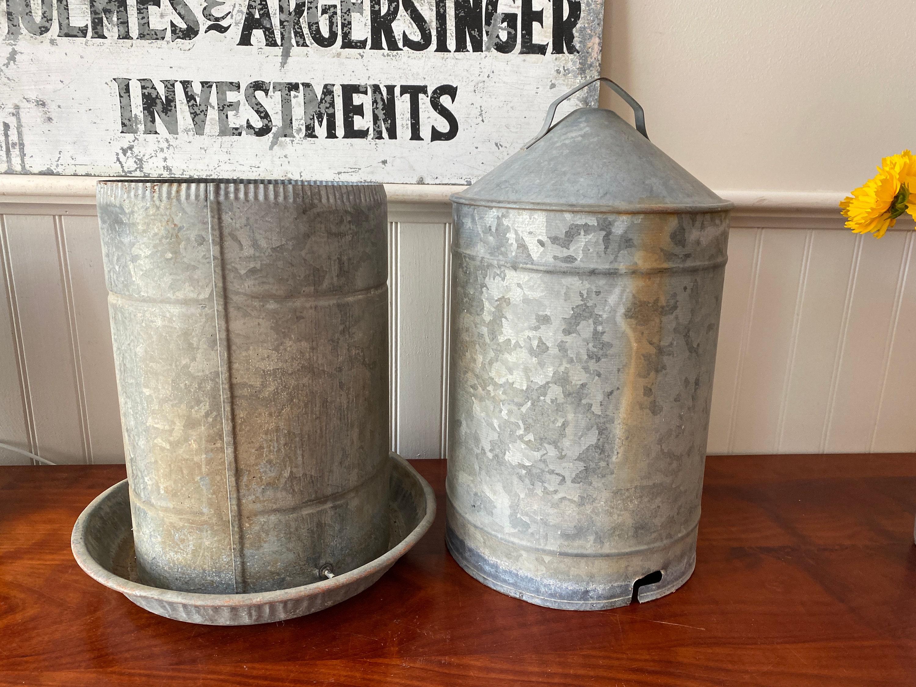 painted galvanized chicken water feeder painted galvanized chicken water feeder