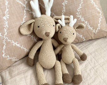 Large deer and small deer crochet toys