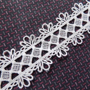 Off White Lace Trim by the yard, Floral lace trim