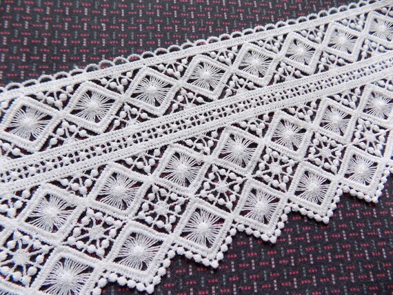 Floral Lace Trim by the Yard