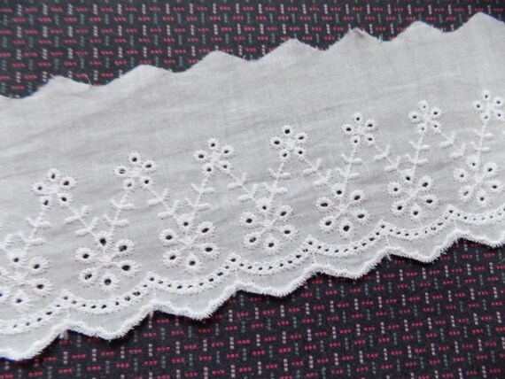 Off White Eyelet Lace Trim 9 Cm Broderie Anglaise Lace Trim by