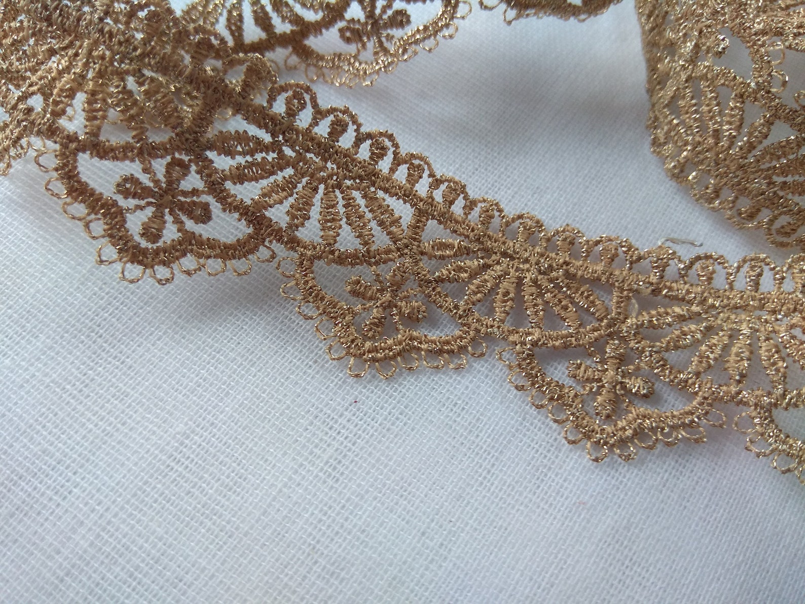 Gold Lace Trim by the Yard 25 Mm Venice Lace Trim Metallic Etsy