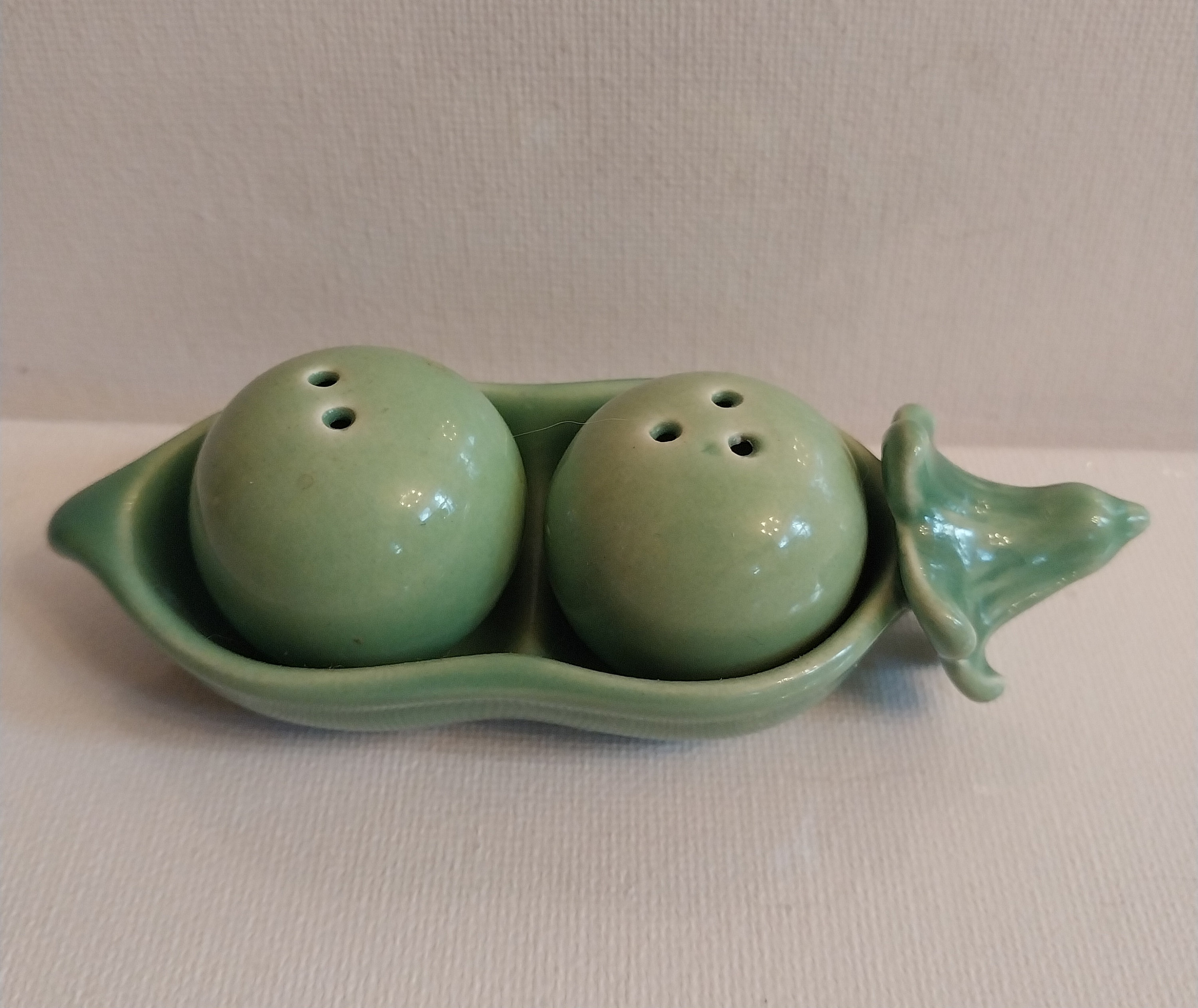 Two Peas in A Pod Ceramic Salt & Pepper Shakers (Set of 4)