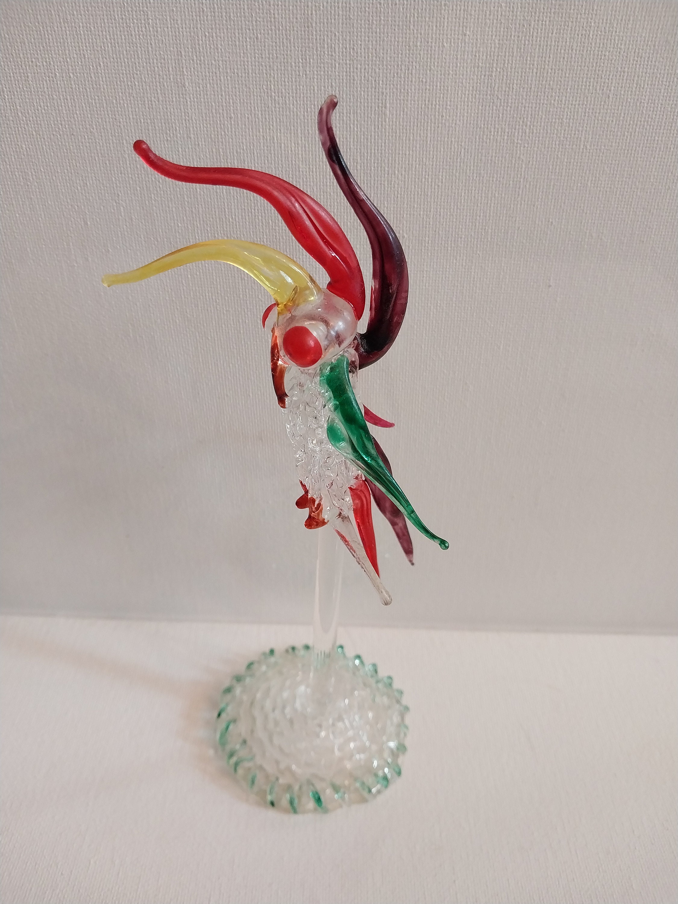 派手な紡ぎガラスのオウムの置物 - Etsy 日本
