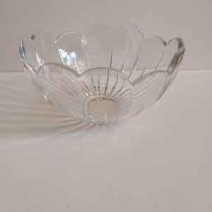 Cuenco de cristal con forma de tulipán