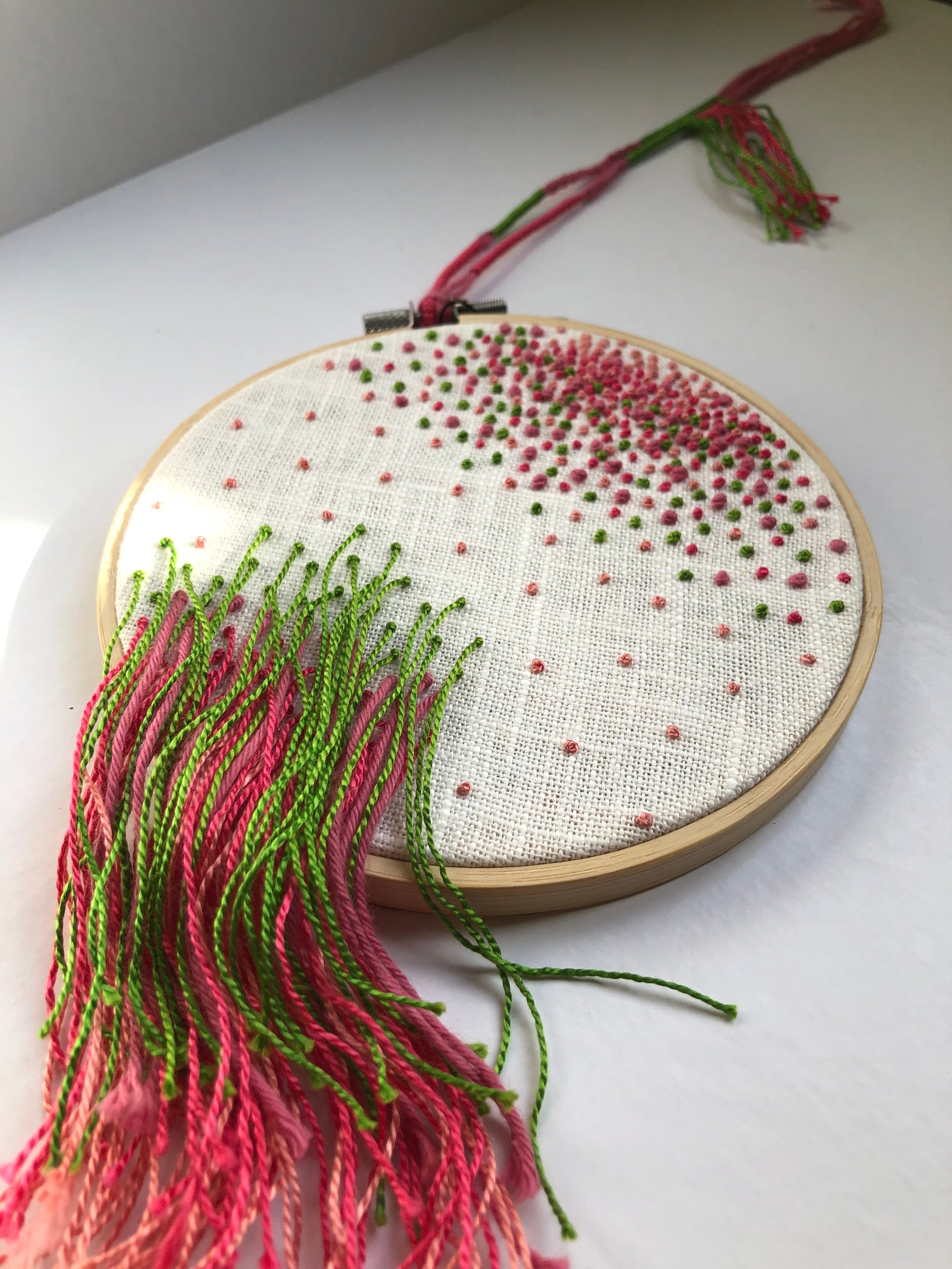 P'tite Broderie à Suspendre Rose & Vert