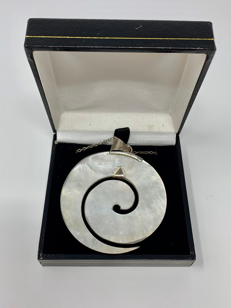 Vintage Mid-Century Modernist Mother of Pearl Shell Spiral Cutout Sterling Silver Pendant with Chain