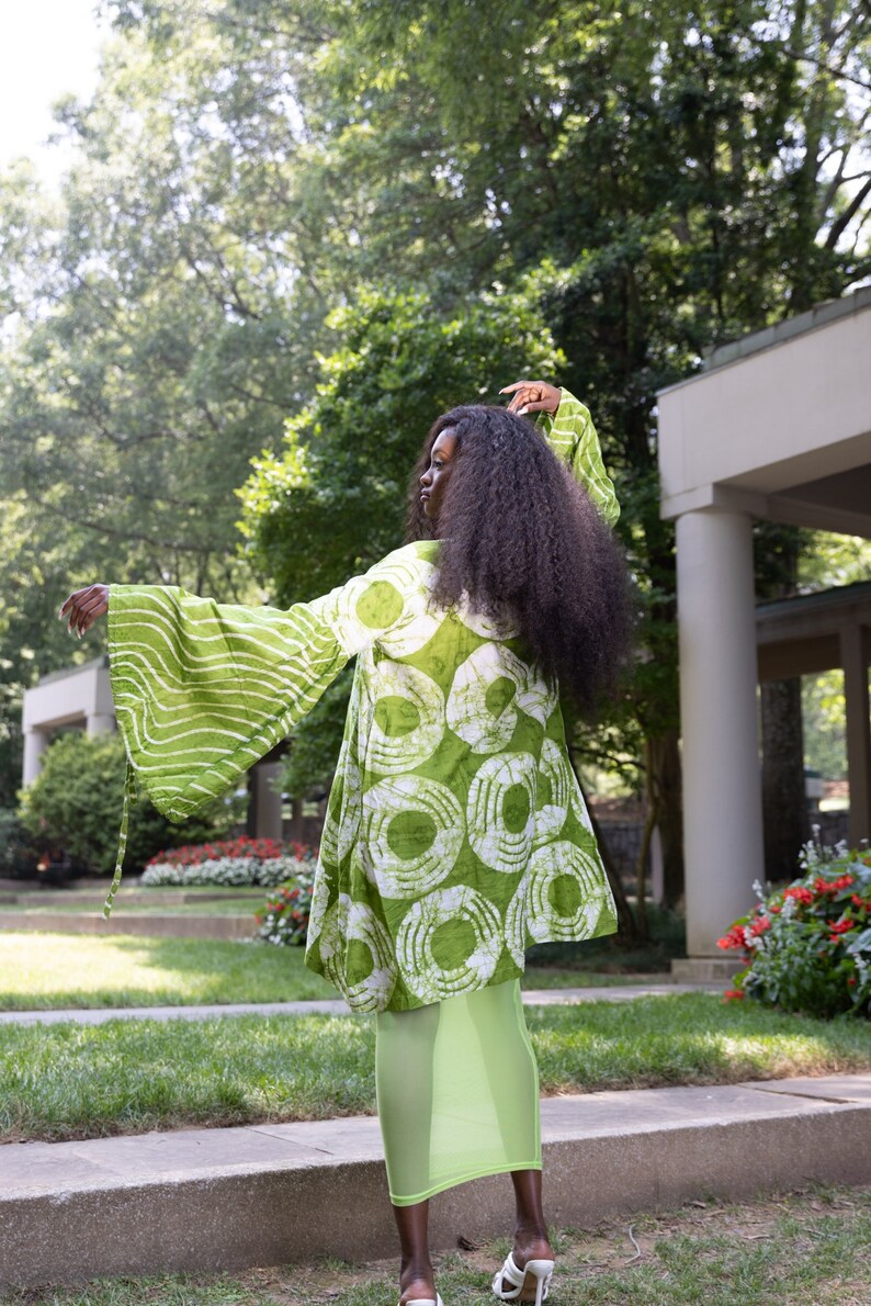 Rohe freesize kimono in a green floral vintage African print.