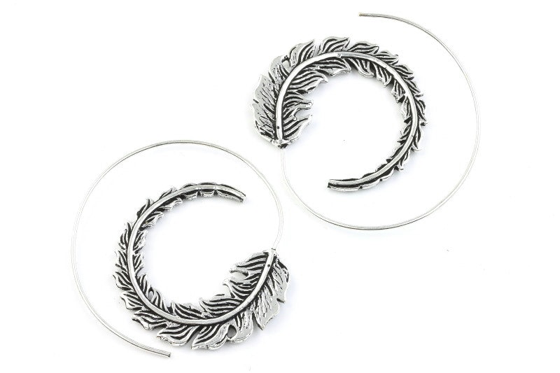 Rhinestone & Chain Tassel Decor Drop Earrings | SHEIN