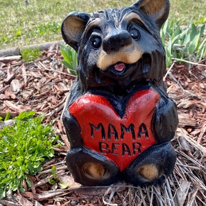 Chainsaw-carved mama bear heart wood carving decor for log home rustic entryway lodge wooden art blackbear Christmas gift for bear-lover mom