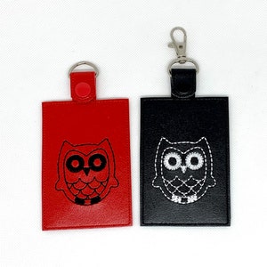 Owl ID Badge Holder (Vertical)