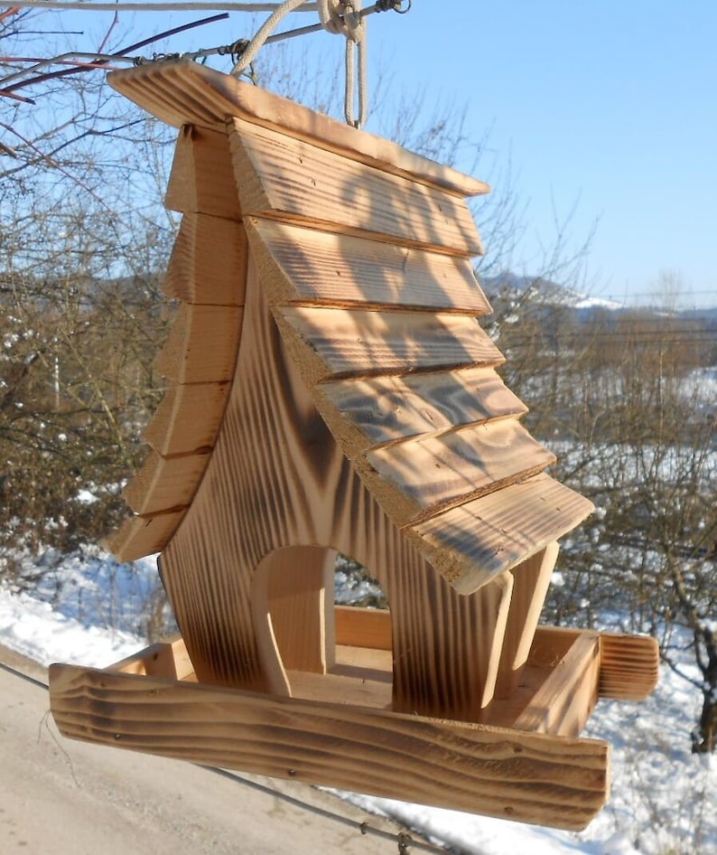 Mangeoire à graines en bois pour nichoir, maison d'oiseau suspendue extérieure faite main image 3