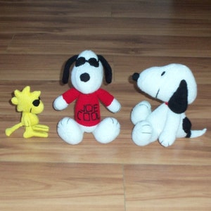 Beagle and Bird With Cool Versions!