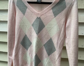 pink and gray sweater