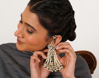 Floral Kundan Chandbali Earrings with White Pearls – Traditional Indian Pakistani Jewelry, Handmade Statement Kundan Bollywood Style Jhumka