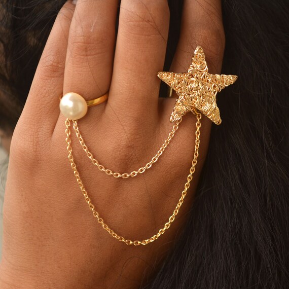 Star And The Moon Two Finger Ring With Two Alloy Chains Etsy