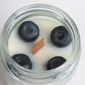 Blueberry Crumble Candle | Fruit Scented Candle | Fruit Candle | 8oz Candle | Soy Candle | Cotton Wick Candle