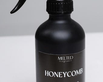 Spray d'ambiance en nid d'abeille : parfum boisé ambré, neutralisant d'odeurs