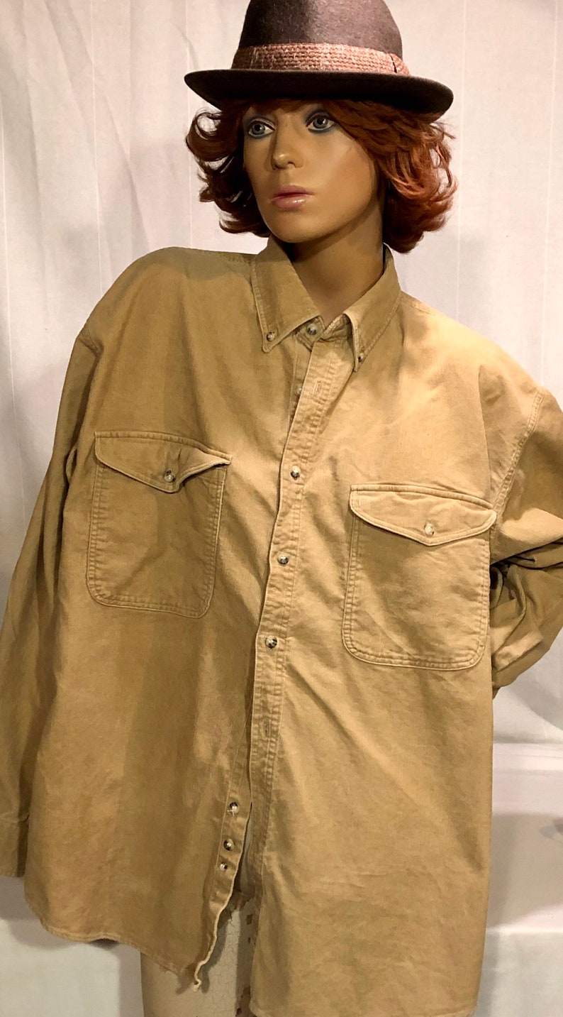 Vintage VAN HEUSEN TanBeige Men/'s XL Corduroy Buttondown Shirt-Front Pockets-1990/'s 2000/'s
