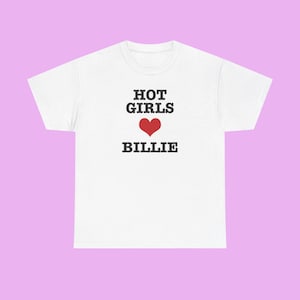 Le ragazze sexy adorano la maglietta di Billie - merchandising del tour di Billie - magliette di Billie - magliette del tour di Billie - magliette del tour Hit Me Hard Hit Me Soft - maglietta con i testi di Billie