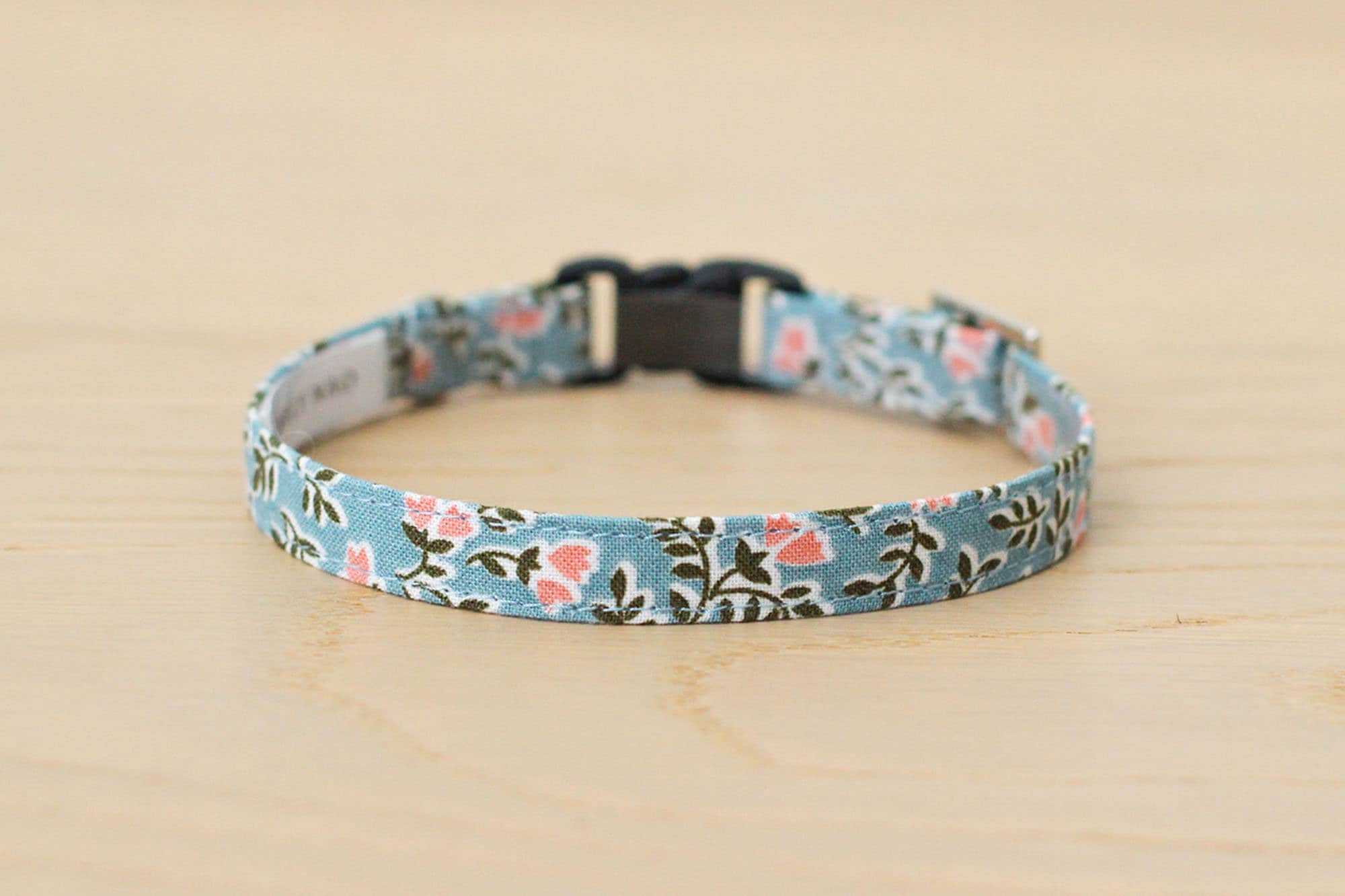Sky Blue Floral Cat Collar - Pink Blossom Daily Delight Kitten With Safety Buckle, Spring Flower Pet Gift [Daily Delight]