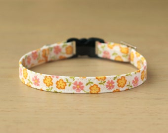 Ditsy Floral Cat Collar