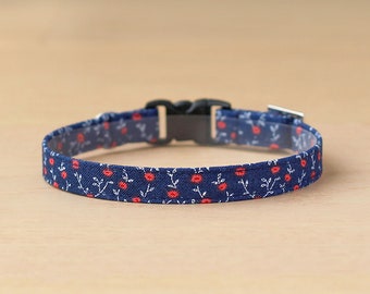 Cat Collar - "Home Sweet Home" - Patriotic Cat Collar / Breakaway or Non-Breakaway / Independence Day USA, Floral / Cat, Kitten, Small Dog