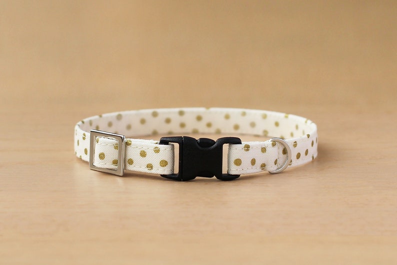 Christmas Cat Collar Golden Snowball Gold Dot Cat Collar / Breakaway or Non-Breakaway / Holiday, Winter / Cat, Kitten, Small Dog image 2