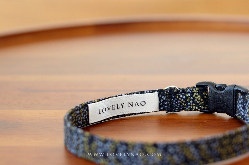 Fresh Look at Christmas Cat Collar Silent Night Holiday Cat Collar