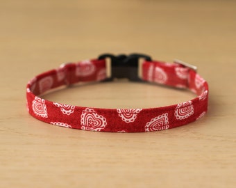 Cat Collar - "Love song" - Red Heart Cat Collar / Breakaway or Non-Breakaway / Cat Gift / Valentine's Day / Cat, Kitten, Small Dog