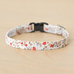 Cat Collar - &quot;Rose Garden&quot; - Red Rose Cat Collar / Breakaway or Non-Breakaway / Girl Cat Collar, Floral, Wedding / Cat, Kitten, Small Dog