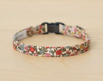 Cat Collar - "Little Garden - Beige" - Floral Cat Collar / Breakaway or Non-Breakaway / Spring, Garden, Cat Gift / Cat, Kitten, Small Dog