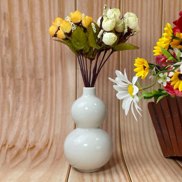 White Small Vase Ceramic Bottle Bud Vases Decorative Bouquets for Home ,Office Elegant Gourd Design Table Centerpiece wedding Gift