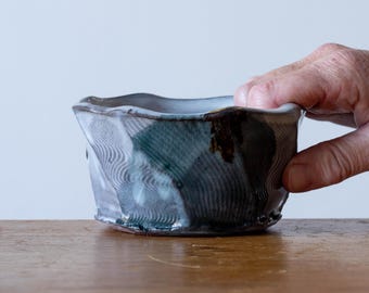 Small Faceted Bowl with Turquoise Brushed Decoration