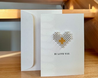 Carte de voeux "Egg love you" avec oeuf coeur et enveloppe
