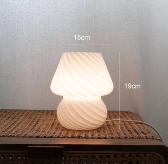 La Lampe Originale Rayee Pour Bebe Champignon Lampe De Table Etsy France