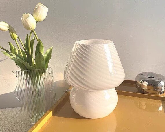 La Lampe Originale Rayee Pour Bebe Champignon Lampe De Table Etsy France