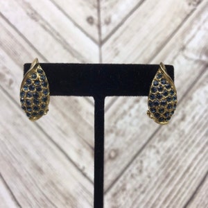 Vintage Signed Weiss Blue Rhinestone Gold Tone Leaf Clip On Earrings Jewelry