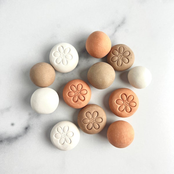 Clay essential oil diffuser stones | These natural ceramic diffuser stones make the perfect stress relief desk accessories for office decor