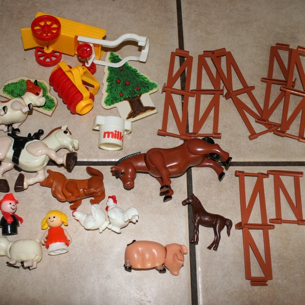 1976 Play Skool Animals Richard Scarry Farm Puzzletown Busytown Play Vintage Playskool Toy Lot w/Figures and Horses Dogs