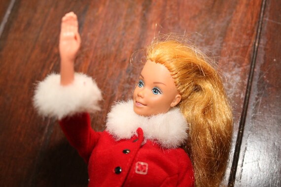 Holiday barbie 1966 hot sale