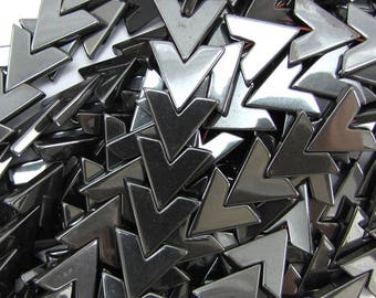 16mm hematite triangle arrow beads 16" strand 15564