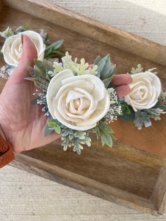 The Kayley Wood Flower Wrist Corsage / Dusty Miller Ruscus