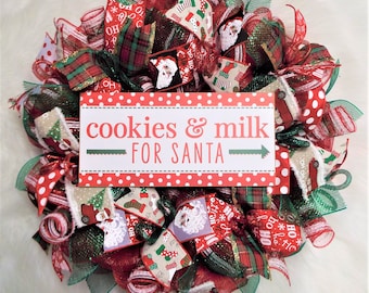 Christmas Wreath, Classic Christmas Wreath, Christmas Cookies, Santa Wreath, Christmas decorations, Front door Christmas Wreath, whimsical